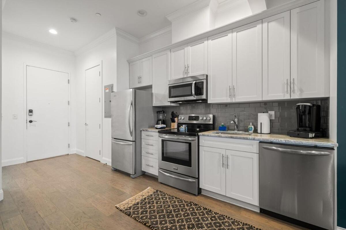 New! Sangria Suite - Upscale Ybor City Studio, Right On 7Th Ave Tampa Exterior foto