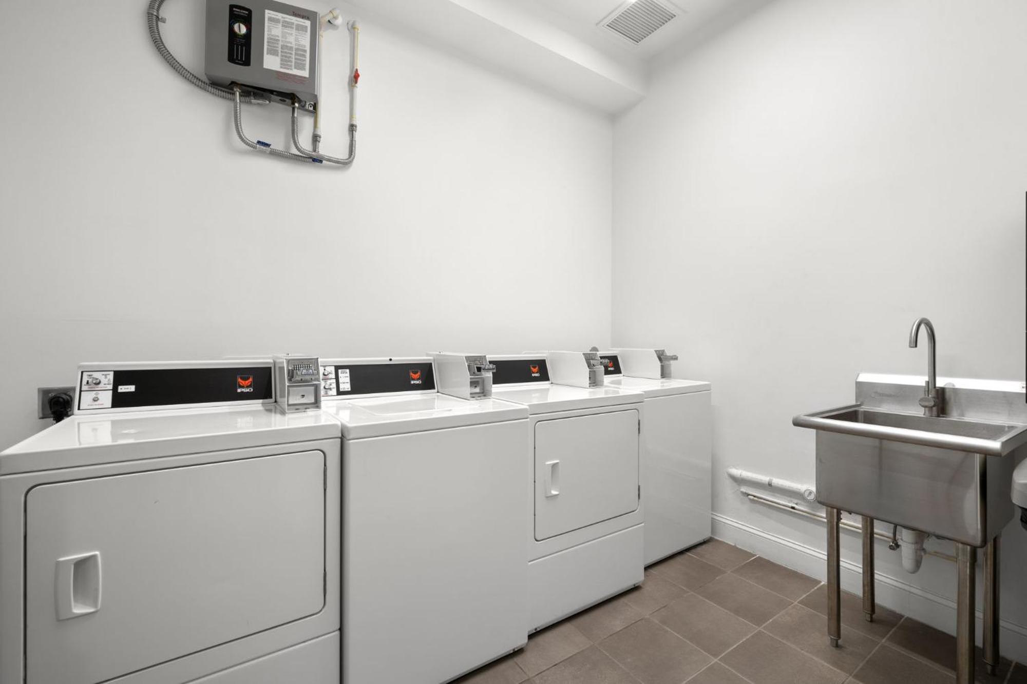New! Sangria Suite - Upscale Ybor City Studio, Right On 7Th Ave Tampa Exterior foto